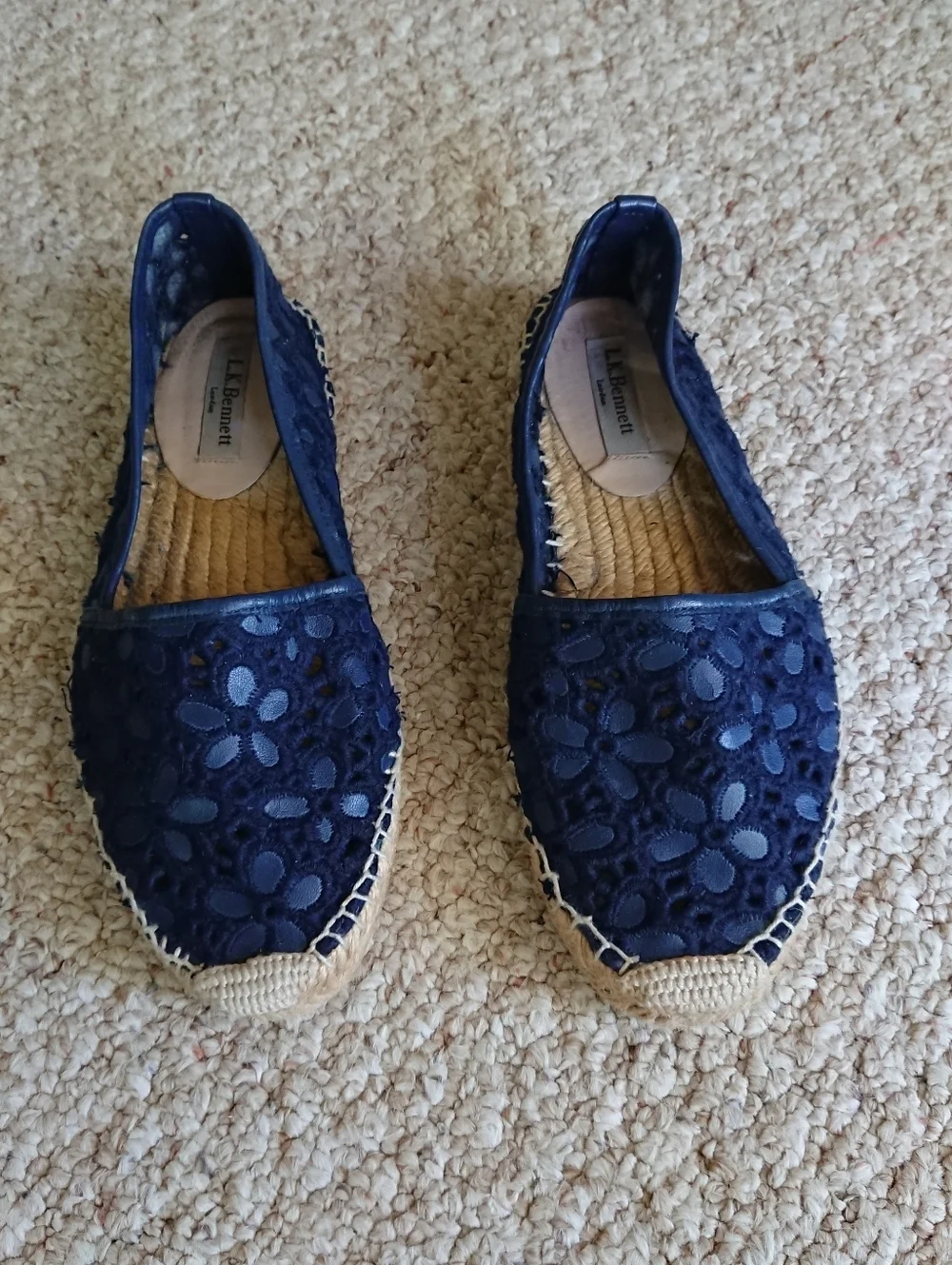 L.K. Bennett navy color Broderie Angaise Floral espadrille slip-on shoes sz 7.5